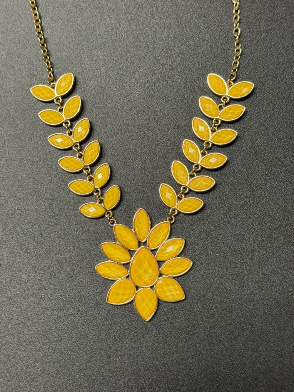 Yellow Flower & Leaf Statement Necklace - Fashion Statement Jewelry